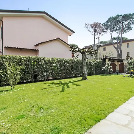 Villa Giovanna By Interhome Forte dei Marmi