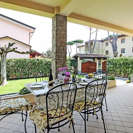 Villa Giovanna By Interhome